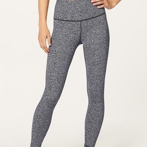 Lululemon Wunder Under size 4
